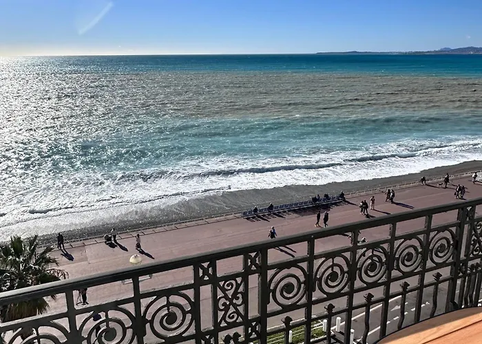 Centre Promenade Golden Square Terrace 1 Min Walk To The Ac *