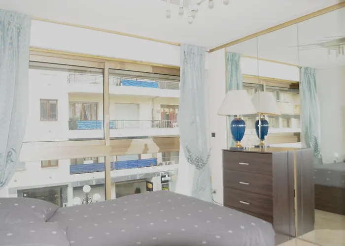 Centre Promenade Golden Square Terrace 1 Min Walk To The Ac *