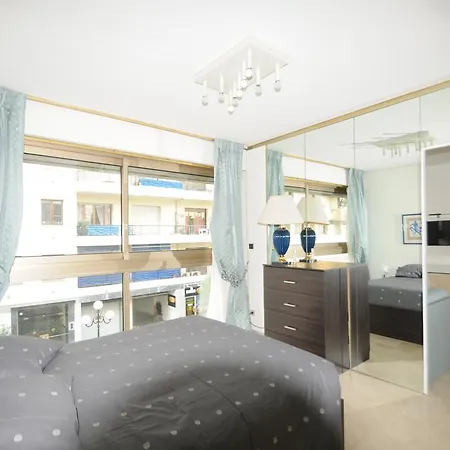 Centre Promenade Golden Square Terrace 1 Min Walk To The Ac Апартаменты Ницца